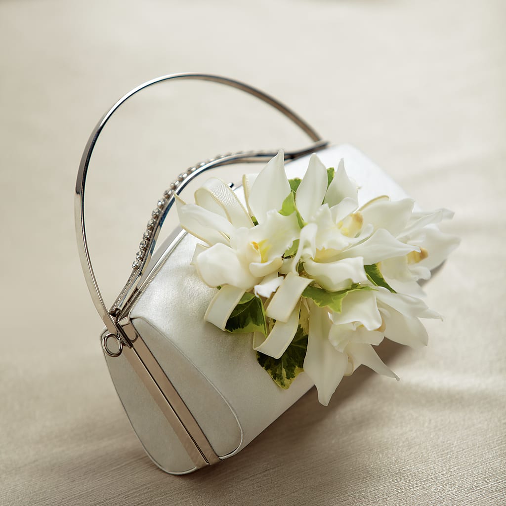 White Purse Decor – Everything Nice By Colene, Stilwell OK