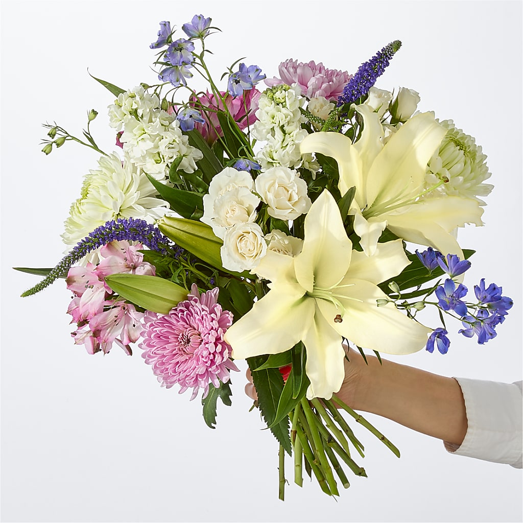 Winter Celebration Bouquet –  Everything Nice By Colene, Stilwell OK