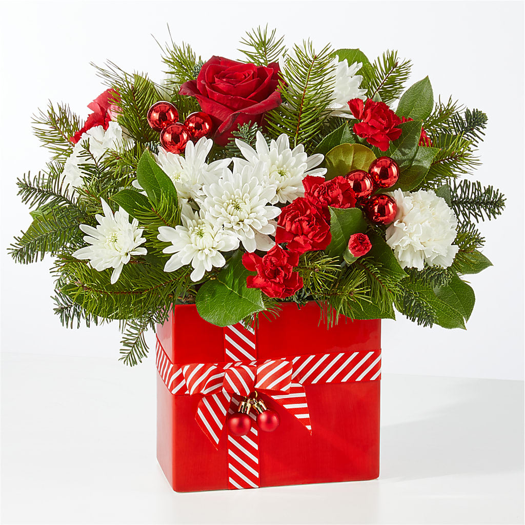 Presents Under the Tree Bouquet –  Everything Nice By Colene, Stilwell OK