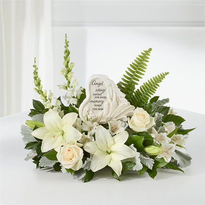 Holding You Close Arrangement –  Everything Nice By Colene, Stilwell OK