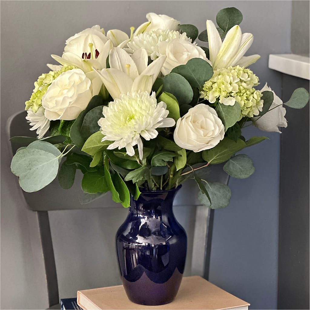 Snowy Dreams Bouquet –  Everything Nice By Colene, Stilwell OK